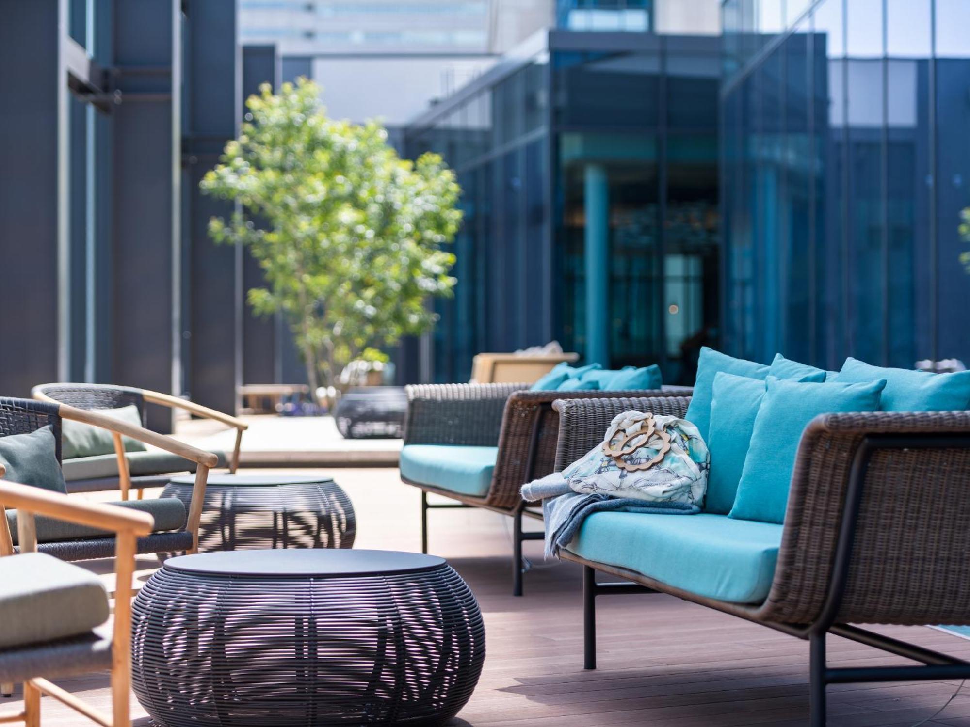 Mitsui Garden Hotel Yokohama Minatomirai Premier Экстерьер фото The Terrace